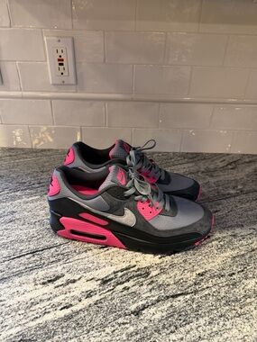 Mens Nike Air Max 90 Iron Grey Hyper Pink DM0029-010 Size 10.5